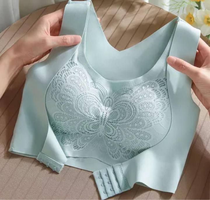 Wellsire Butterfly Breast Up Lifter and Posture Corrector Bra
